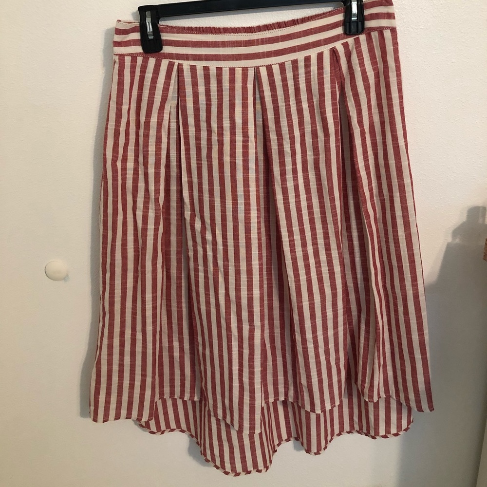MAX STUDIO Red & Off White Stripped Skirt